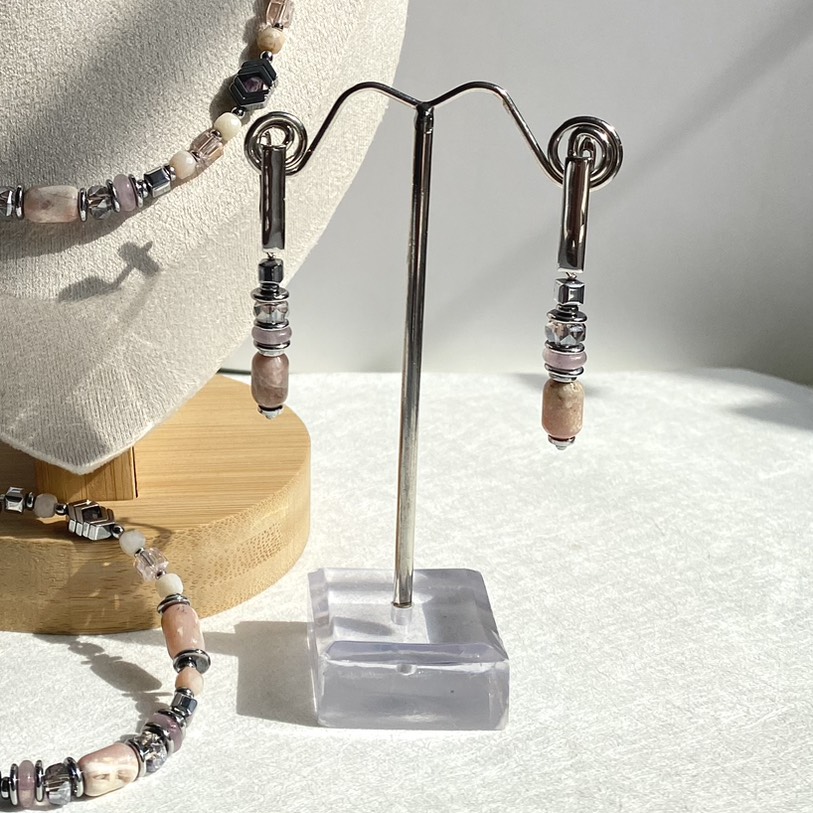 Серьги-2 с розовым опалом и Swarovski из коллекции "Мозаика"