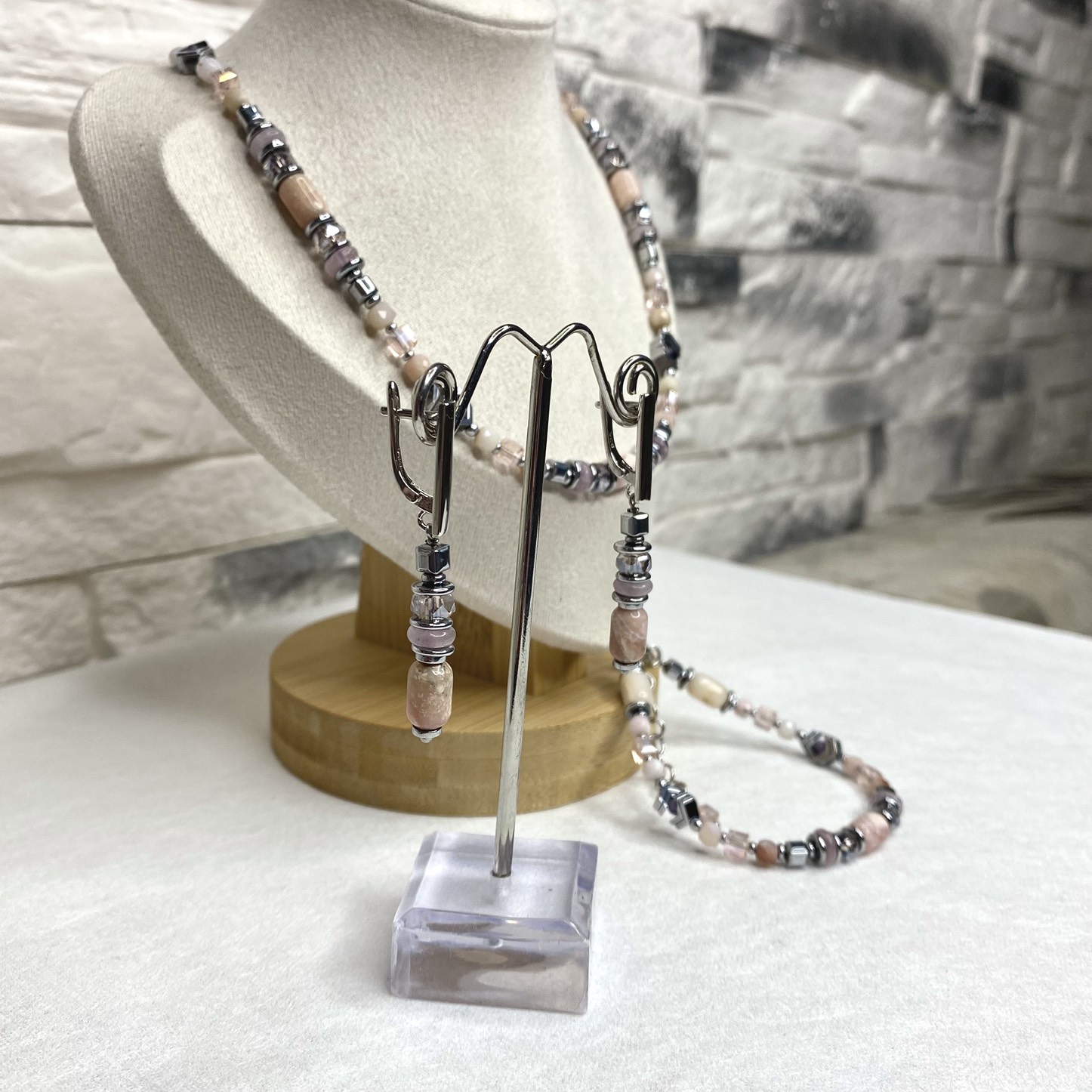 Серьги-2 с розовым опалом и Swarovski из коллекции "Мозаика"